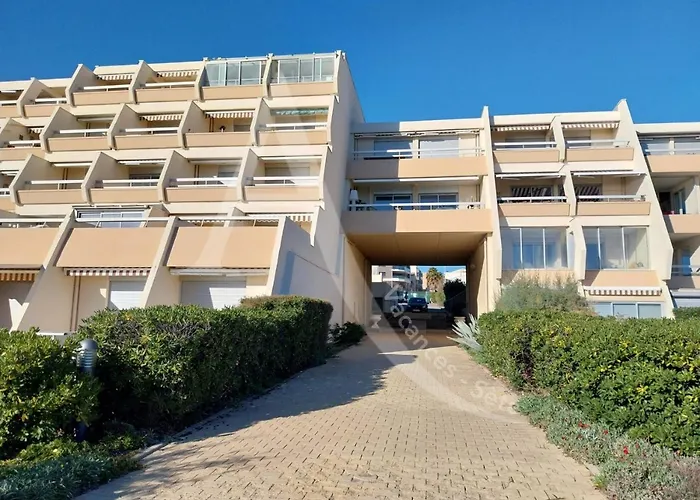 T2 Capacite 4 Personnes En Rez De Jardin * Sète